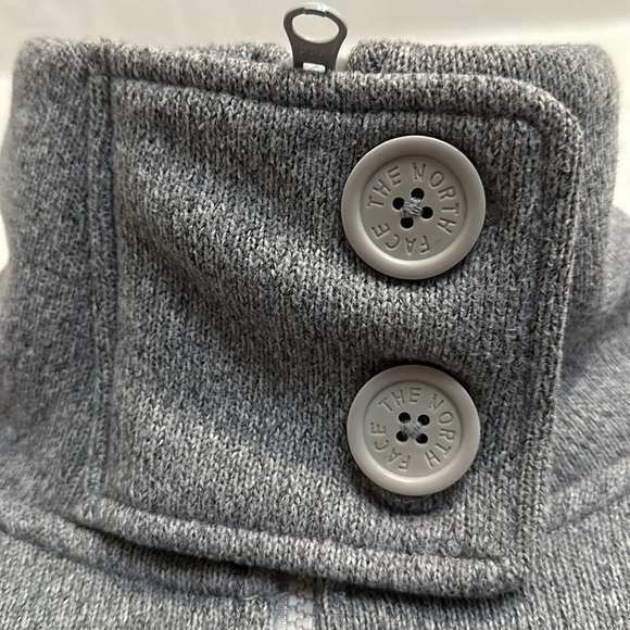 The North Face Zip Up High collar jacket with fleece lining. 2 zip pockets. - Picture 3 of 7